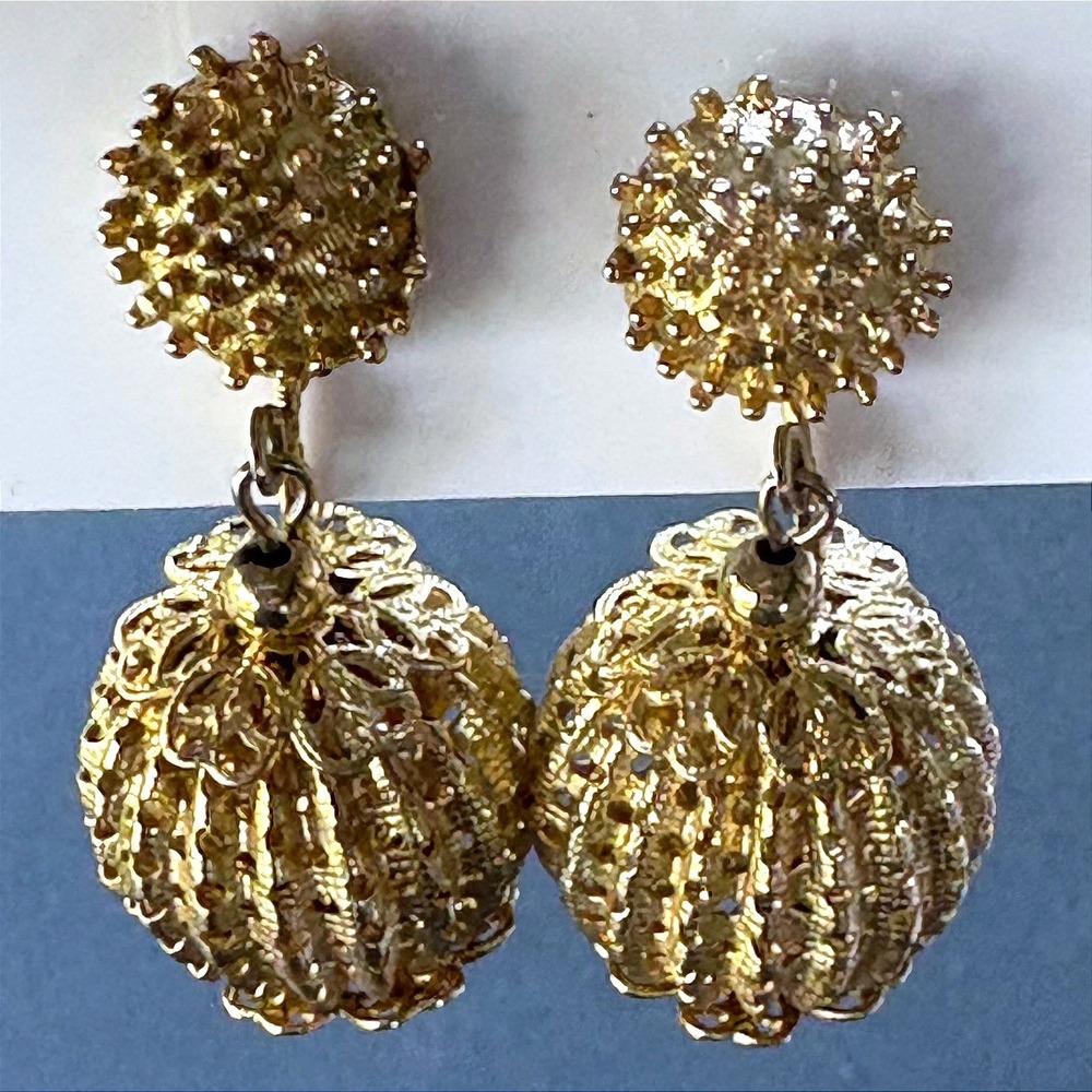 Vintage Coro Gold Tone Filigree Cage Drop Clip On Earrings Mid Century Modern